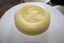 Load image into Gallery viewer, Beeswax and Butter Lotion Bar
